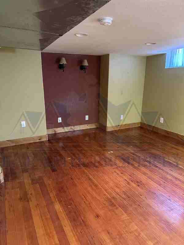 916 1/2 E Grand Ave - Photo 6 of 12