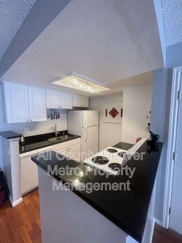 14454 E Colorado Dr #203