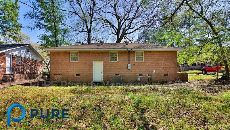 125 Charleswood Dr - Photo 4 of 35