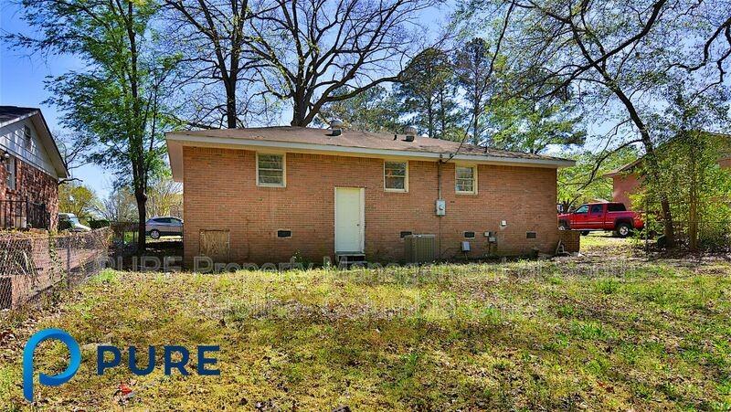 125 Charleswood Dr - Photo 5 of 35