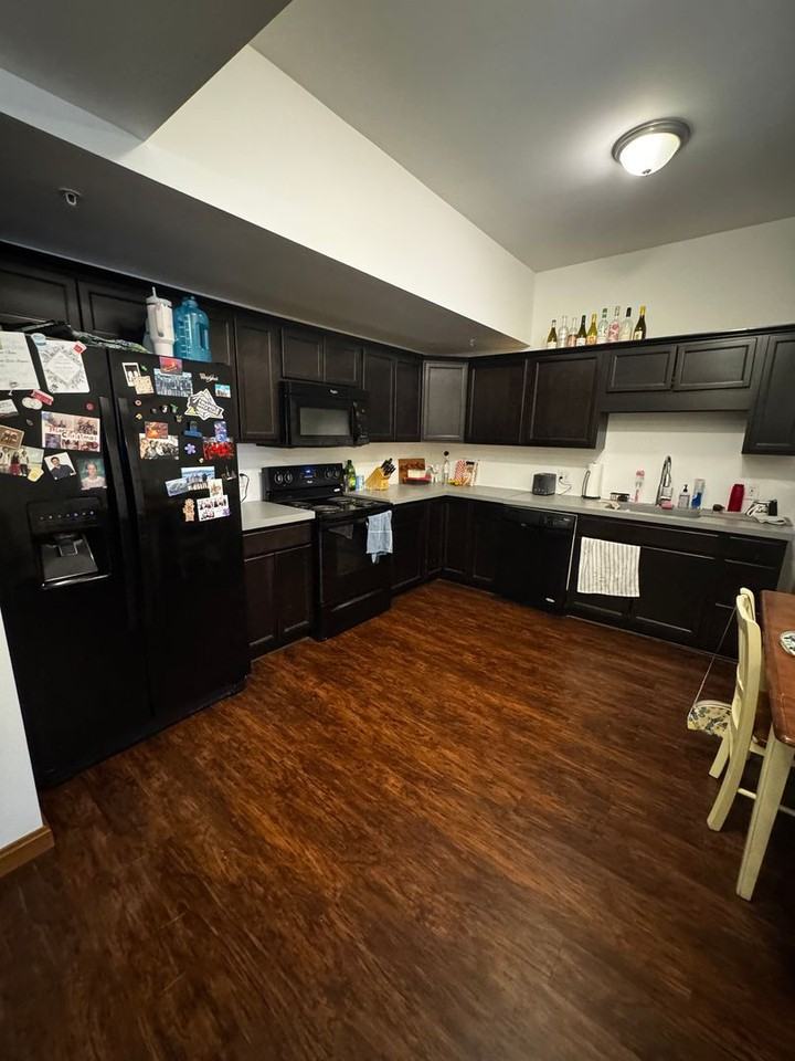 112 College Avenue - Photo 3 of 21