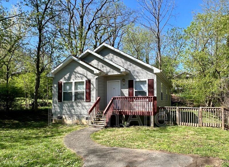 30 Branning St