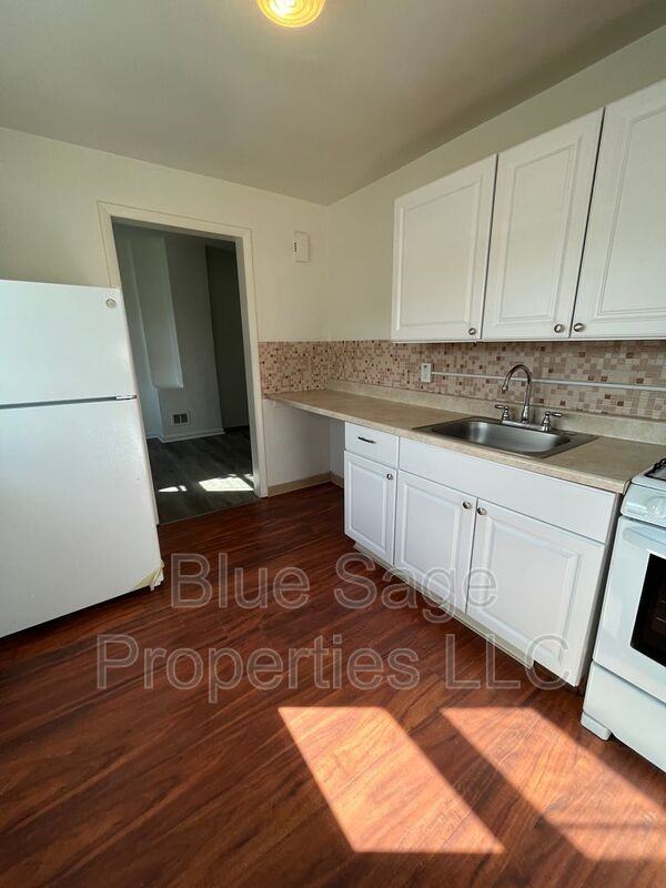 203 Clifton Ave #B2 - Photo 5 of 14