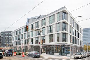 Modern Apartments in University City - Photo 1 of 1