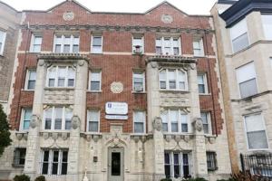 featured image of 4735 N Beacon St #404