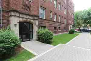 featured image of 3265 W Wrightwood Ave #3T