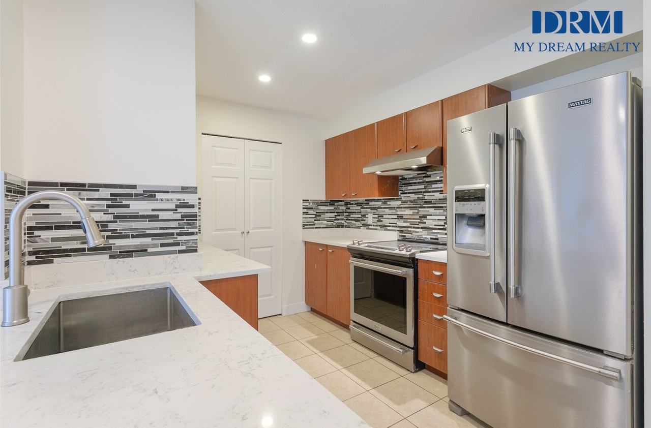 14877 100 Avenue #D194 - Photo 3 of 20