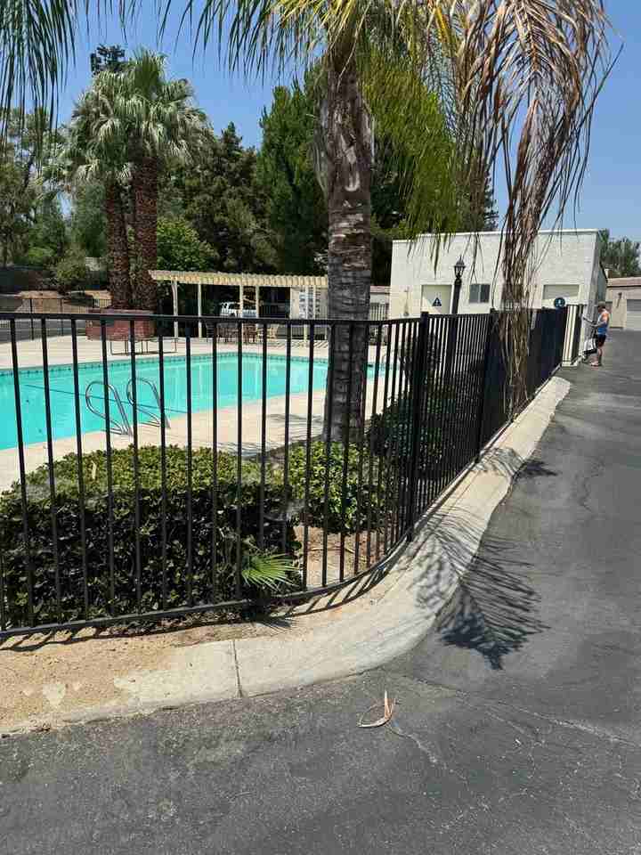 14500 Las Palmas Dr - Photo 6 of 38