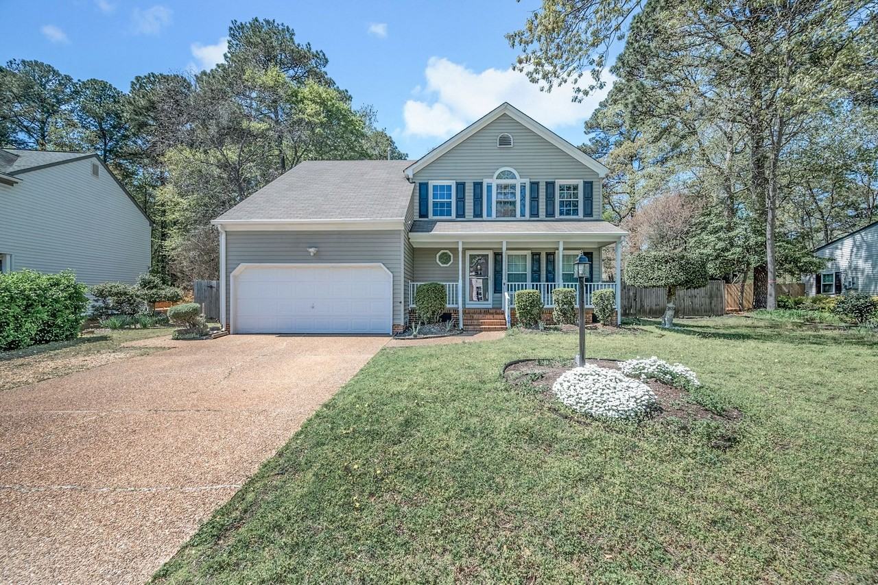 304 Lynns Way - Photo 3 of 35