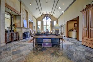 featured image of 6060 Fairmont Pkwy