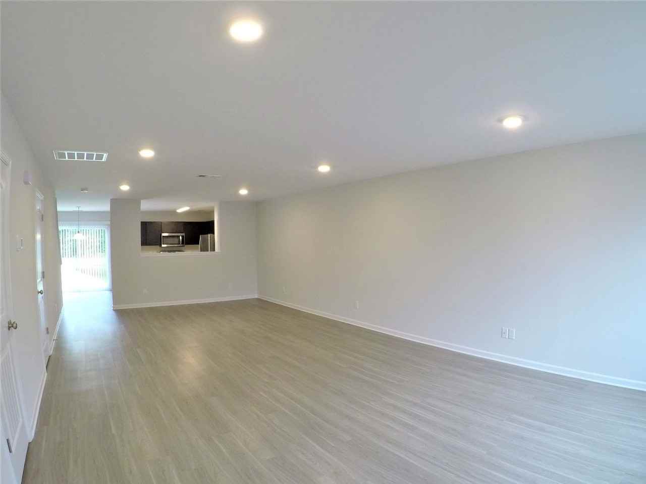 11 St Augustine Way - Photo 5 of 14