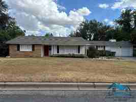 featured image of 2661 Oxford Ave