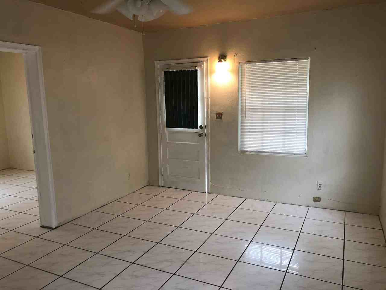 1305 Nw 3rd Ct - Photo 5 of 12