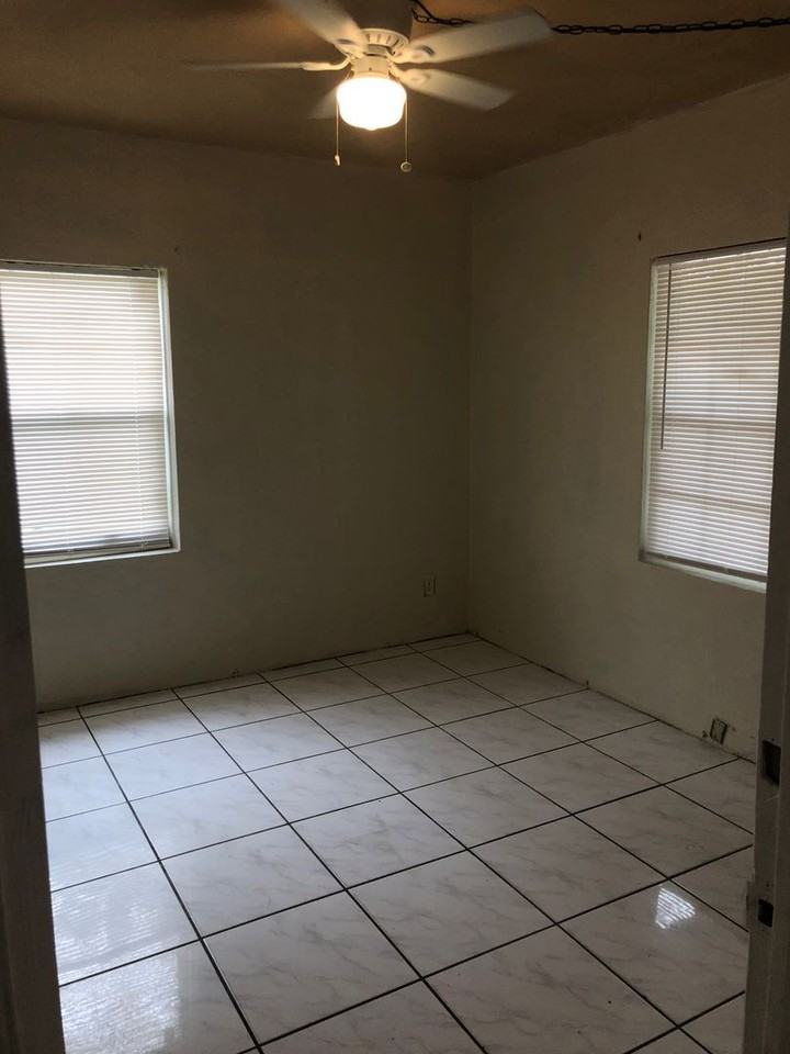 1305 Nw 3rd Ct - Photo 6 of 12