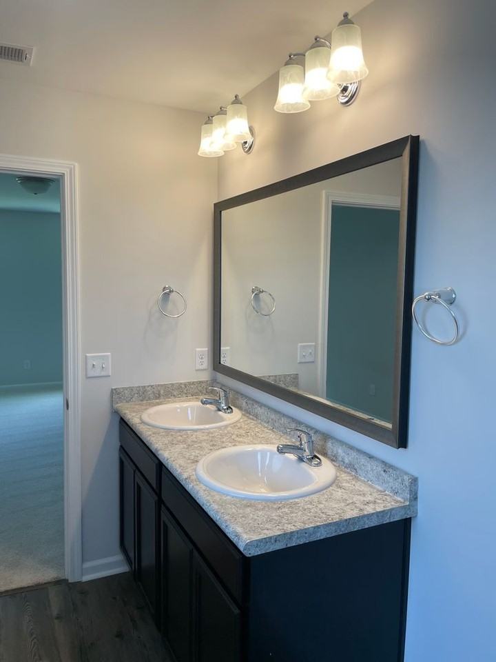 24 Marsh Salt Ln - Photo 5 of 37