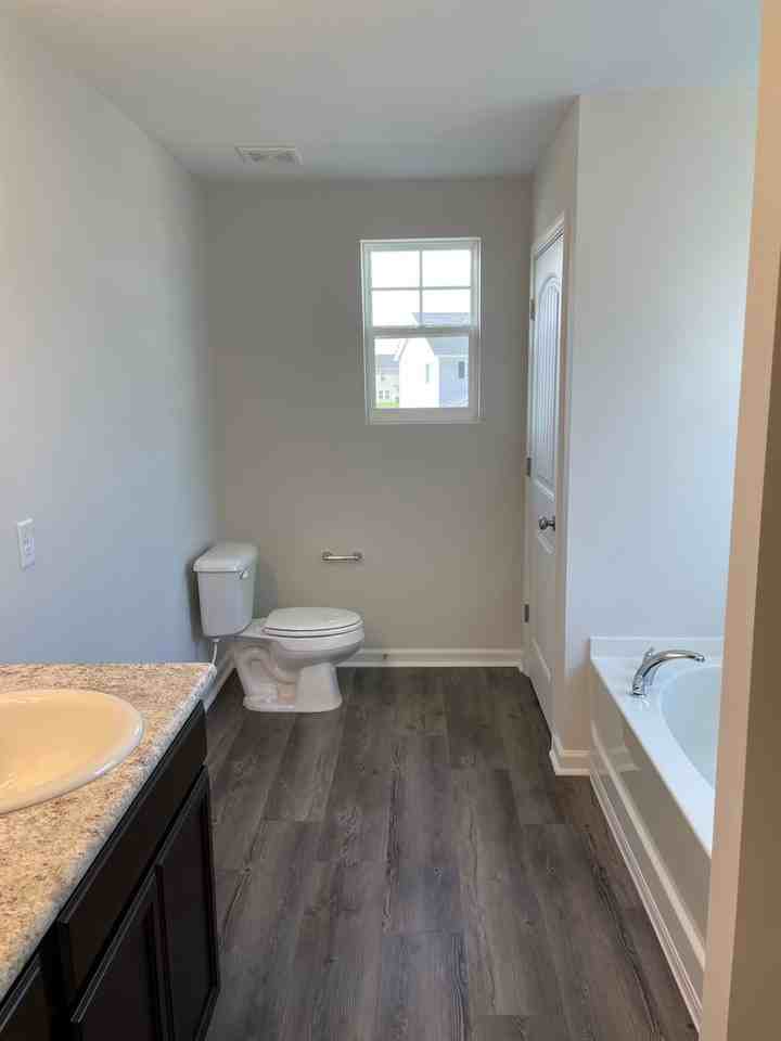 24 Marsh Salt Ln - Photo 6 of 37