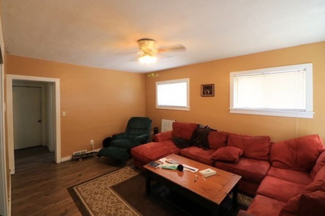 642 E 500 N - Photo 3 of 4