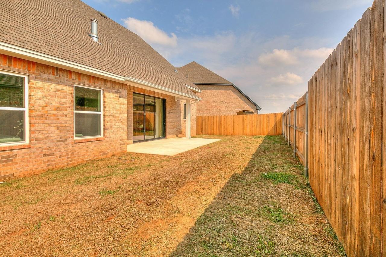 14512 Chambery Ct - Photo 5 of 50
