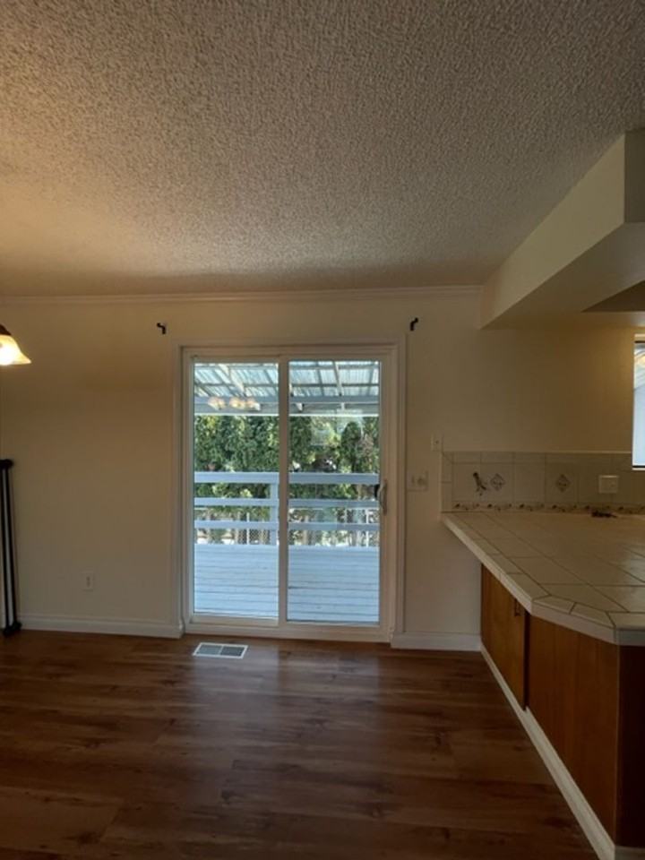 810 Warner Dr #C - Photo 6 of 16
