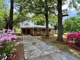 1036 Mannig Street - Photo 1 of 1