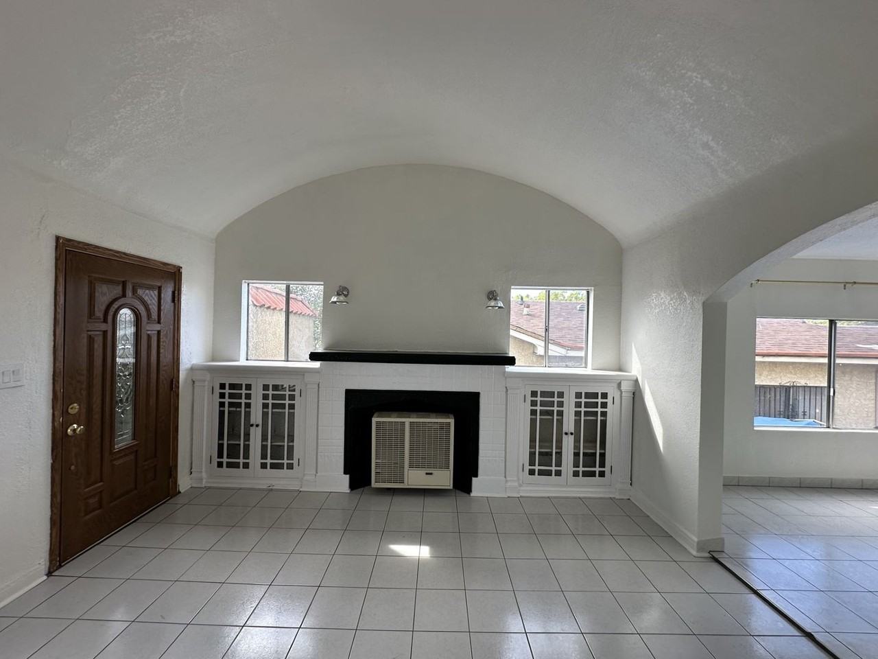 2815 Winter St - Photo 2 of 16