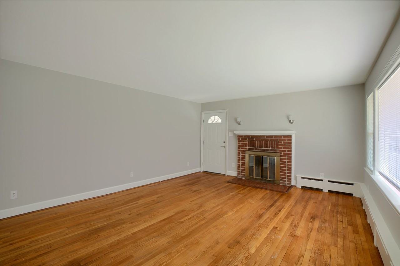 22 Haughton Ave - Photo 3 of 25