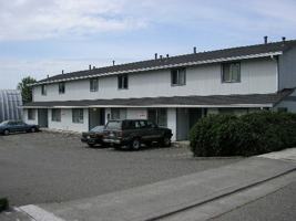 featured image of 1641 Foster Ave