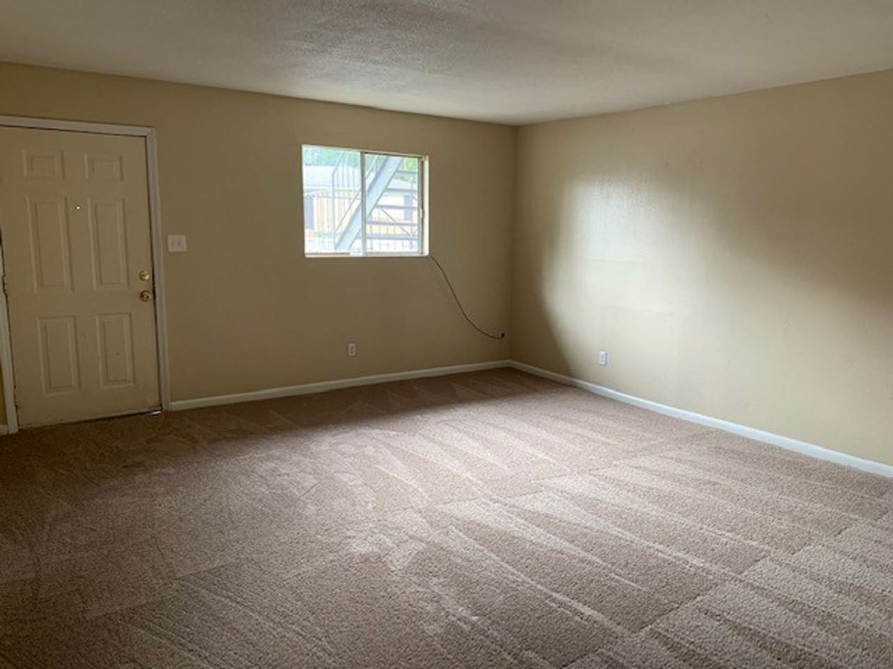 100 Lankford Cir - Photo 4 of 7