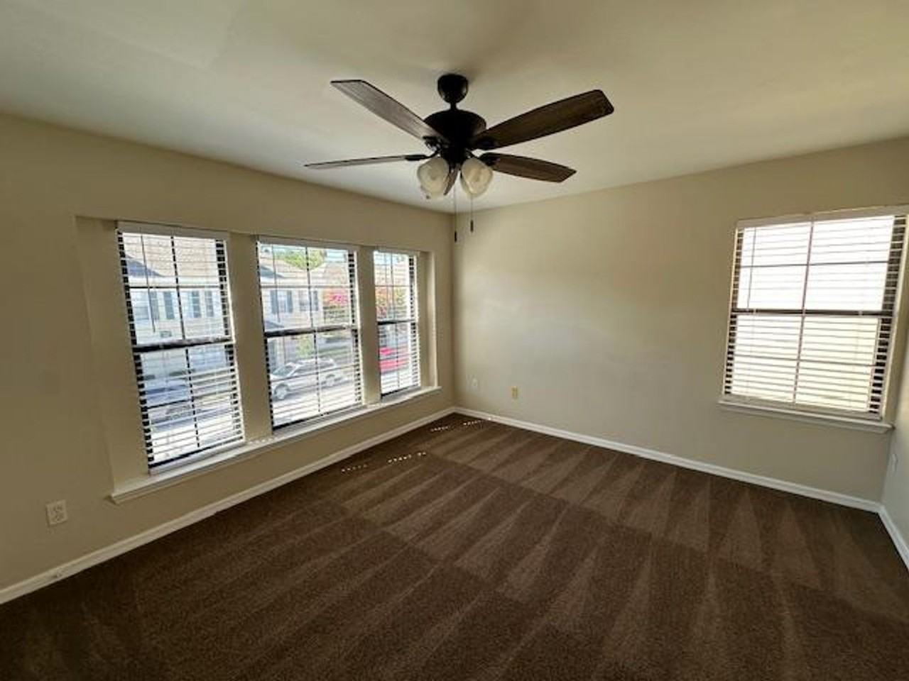 727 Siena Palm Dr - Photo 7 of 19