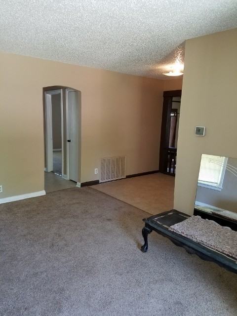 1407 E Morris St - Photo 3 of 24