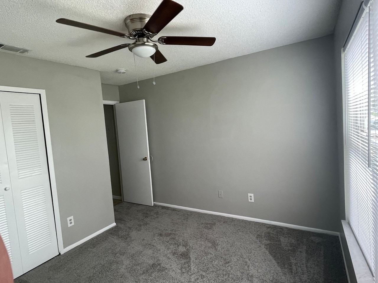 3219 Wickham Ave - Photo 7 of 10