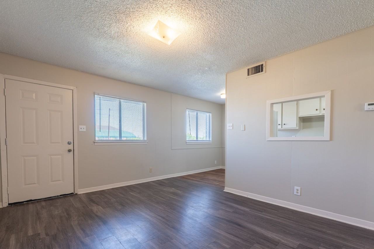 Tucker Apartments - Photo 6 of 14