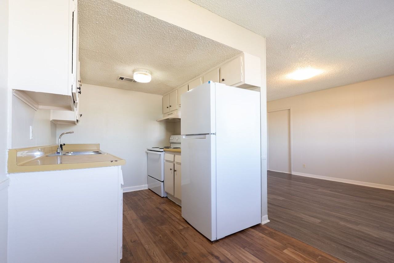 Tucker Apartments - Photo 7 of 14