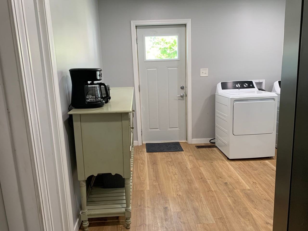 2702 N 6th 1/2 St - Photo 5 of 24