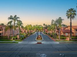 featured image of 4504 W Palo Alto Ave