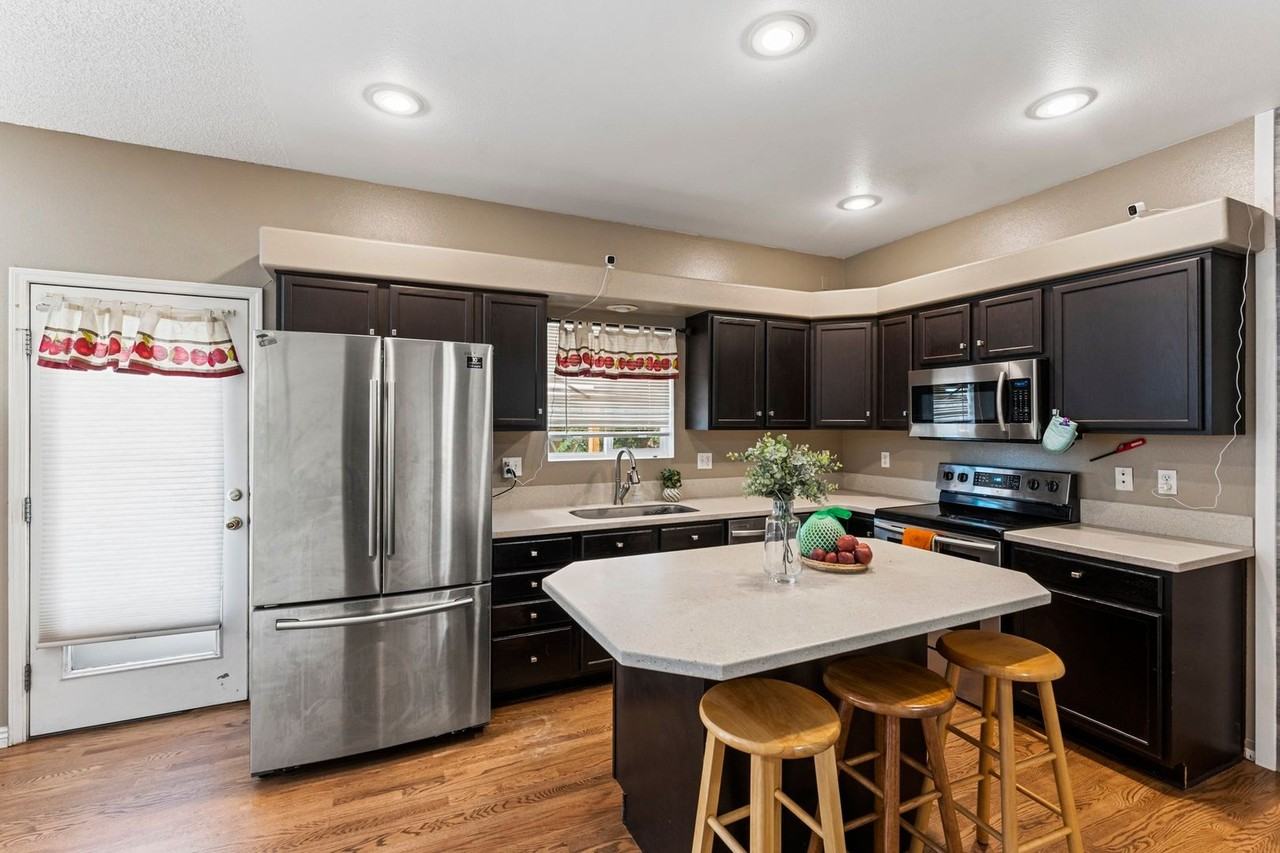 5263 Rondo Way - Photo 3 of 21