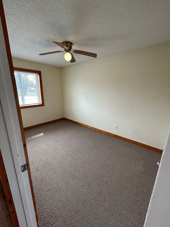 Cedar Creek Apartments - Photo 3 of 13