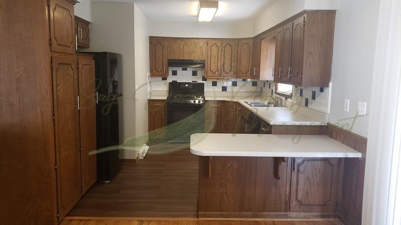 412 Lacy Ln - Photo 5 of 14