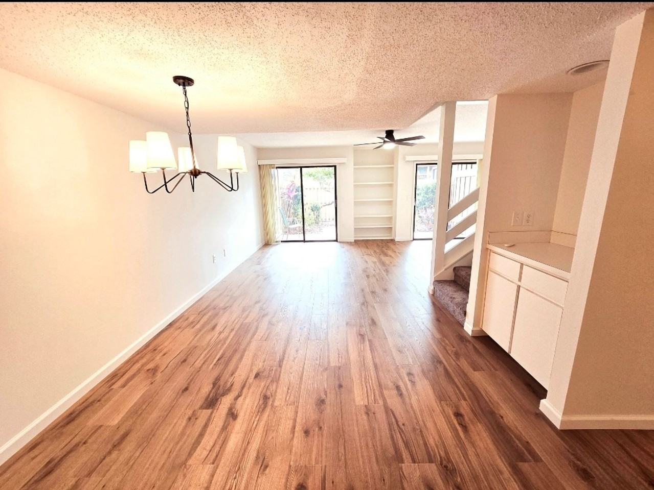 127 Heron Bay Cir - Photo 3 of 40