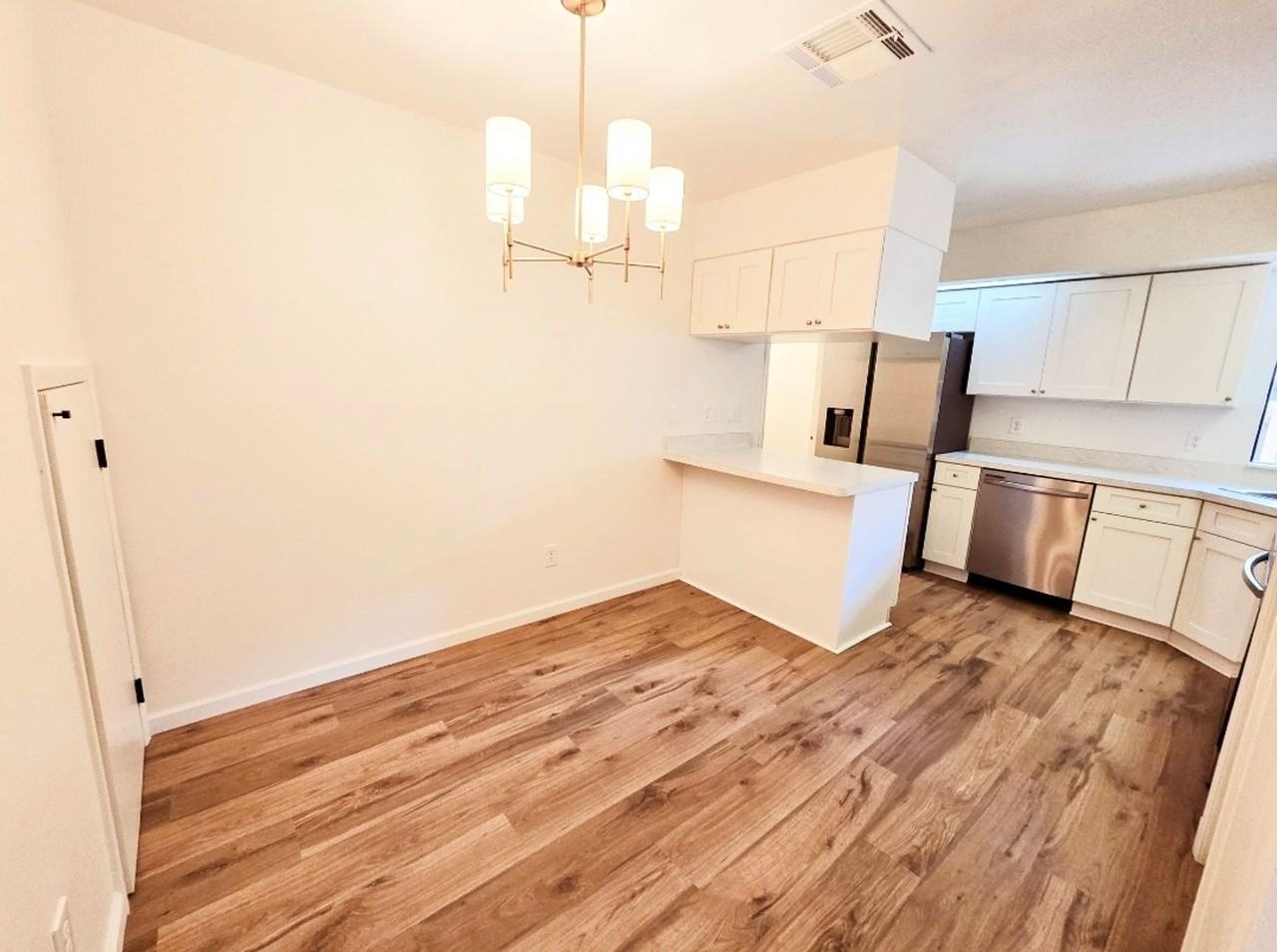 127 Heron Bay Cir - Photo 6 of 40