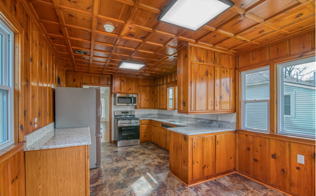 2206 S Tyler Ave - Photo 6 of 19