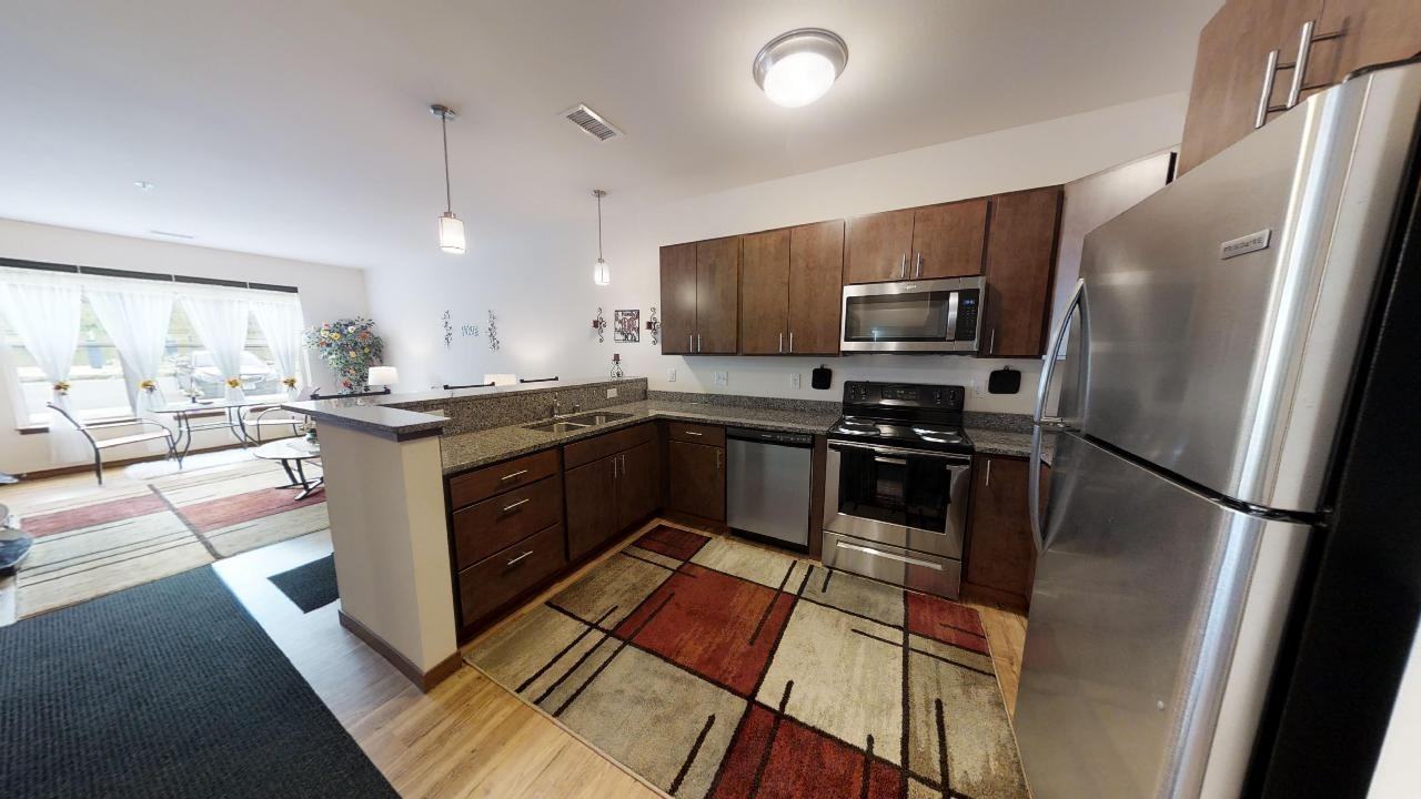 Waubesa Village B - Photo 2 of 44