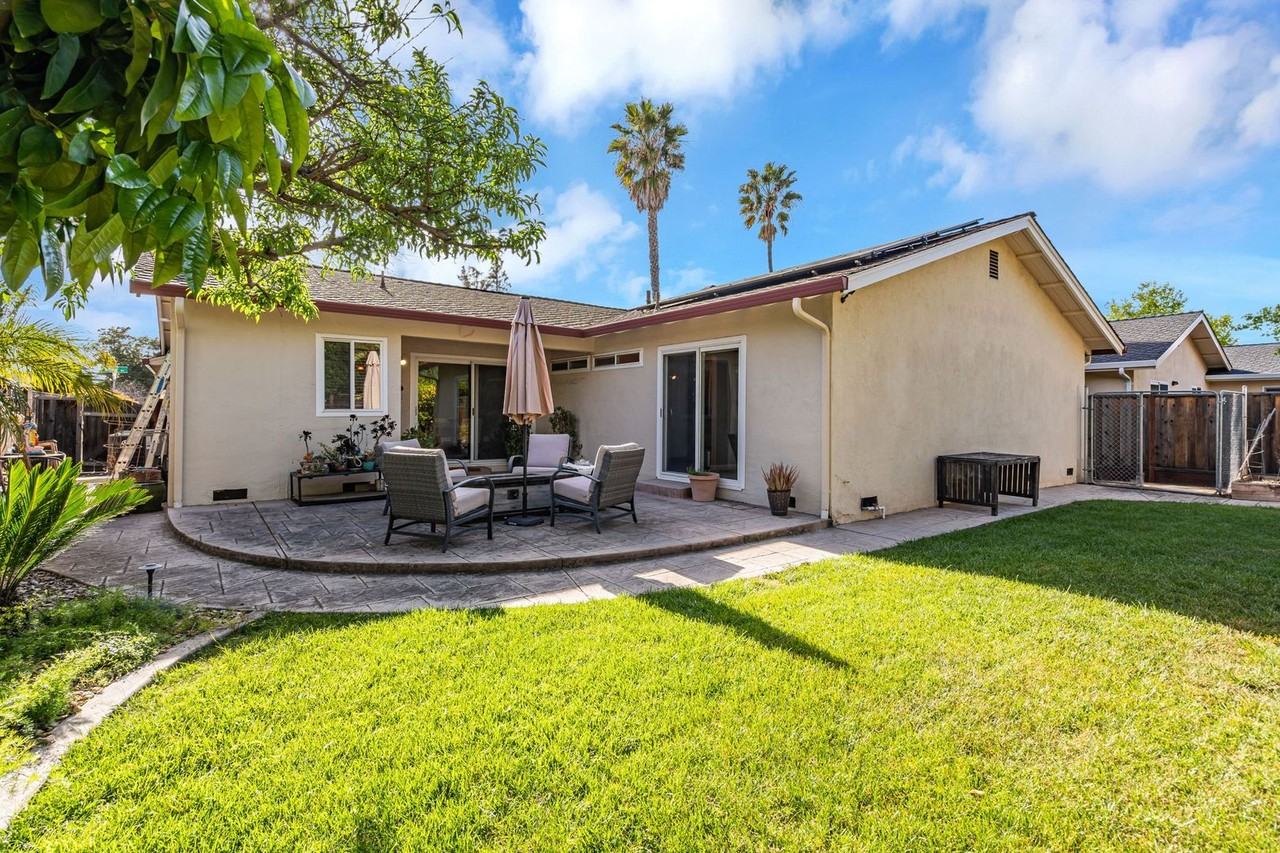 4494 Silva Ave - Photo 5 of 41