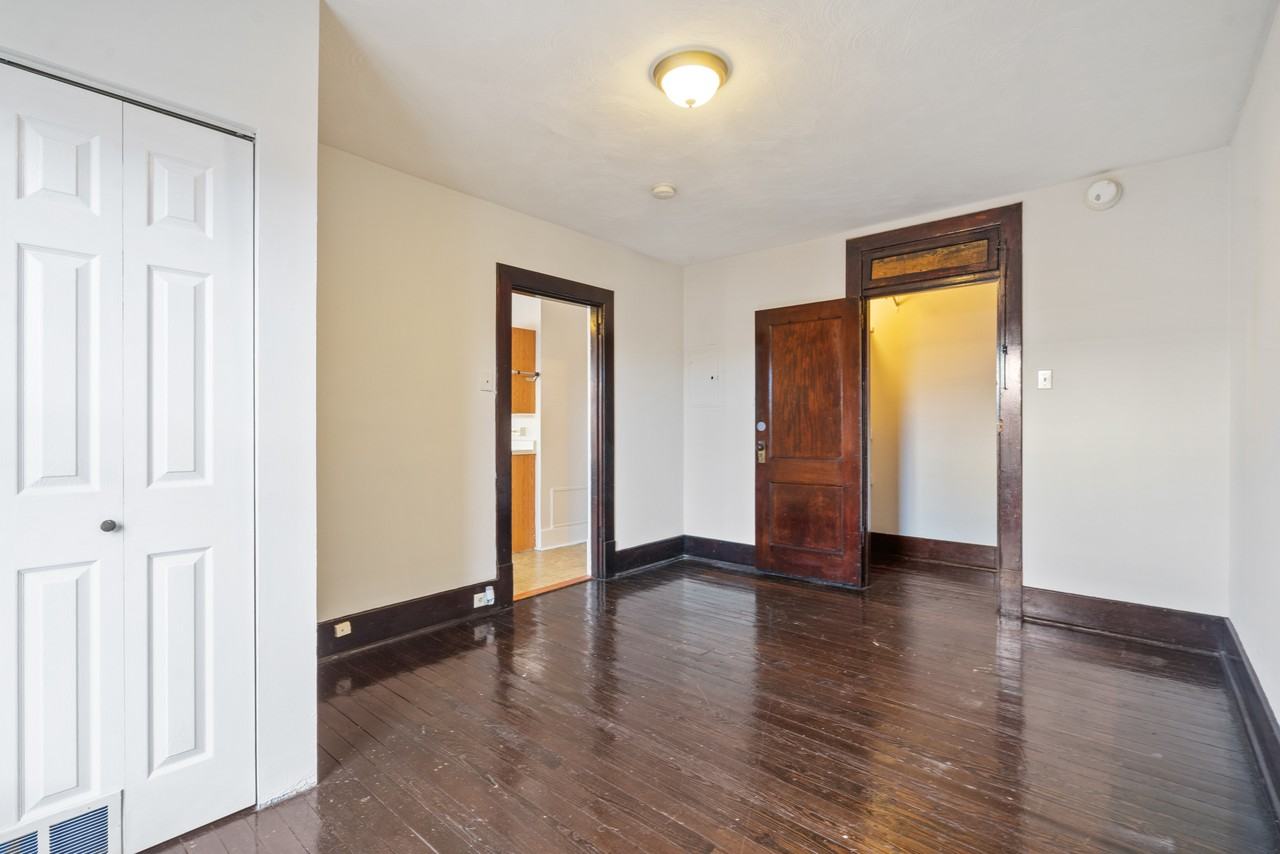 531 Main Street - Photo 5 of 24