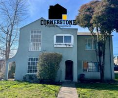 featured image of 215 N Ivy St