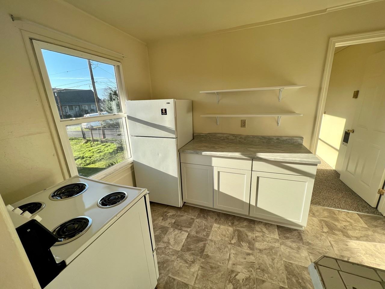 383 ID #, 215 North Ivy Street #1 - Photo 3 of 10