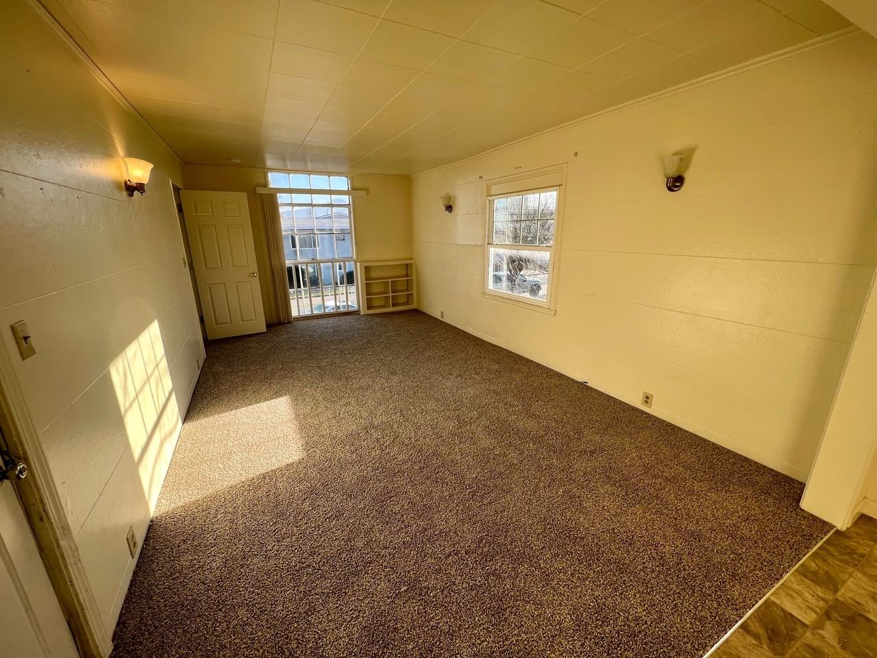 383 ID #, 215 North Ivy Street #1 - Photo 7 of 10