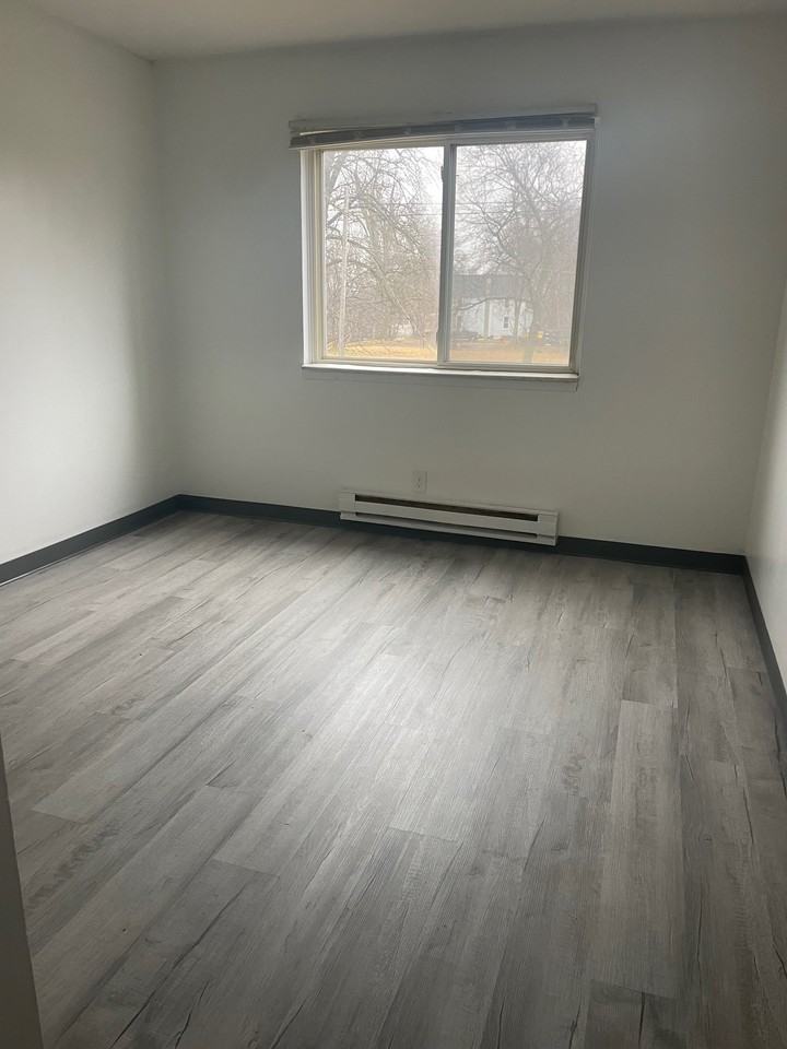 744 East Michigan Avenue - Photo 6 of 17