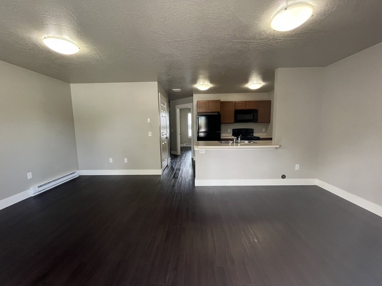 S 9th St. W - Photo 2 of 8