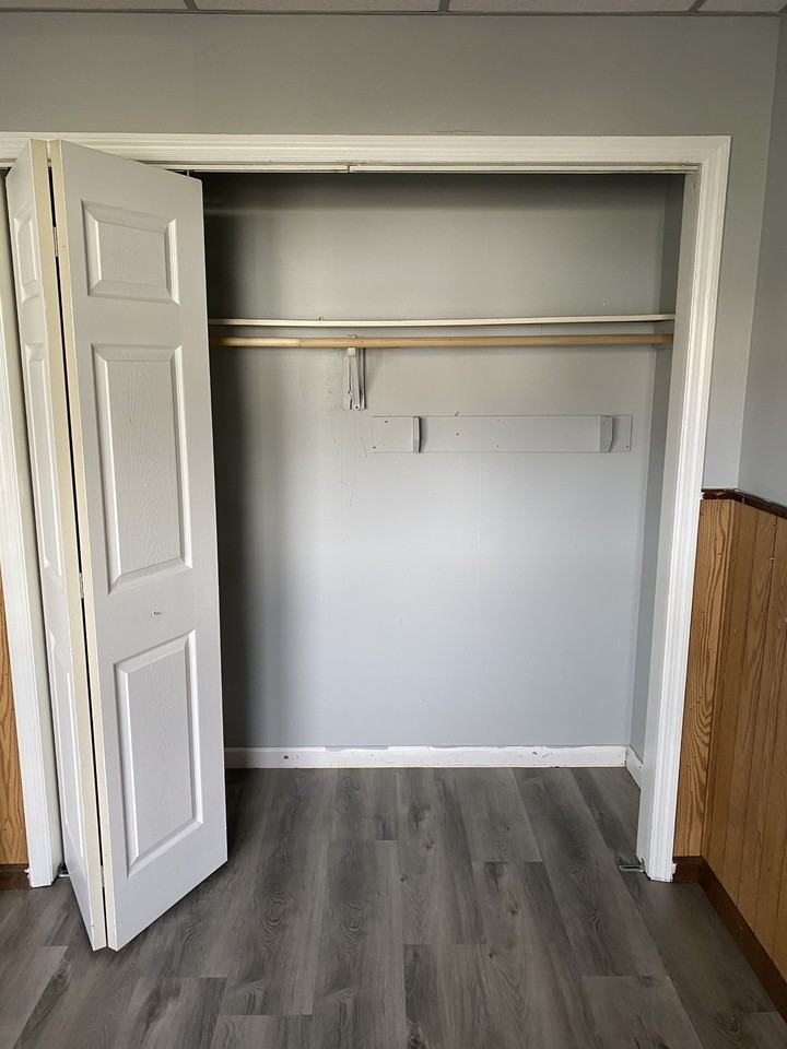 16 East Main Street - Photo 3 of 10